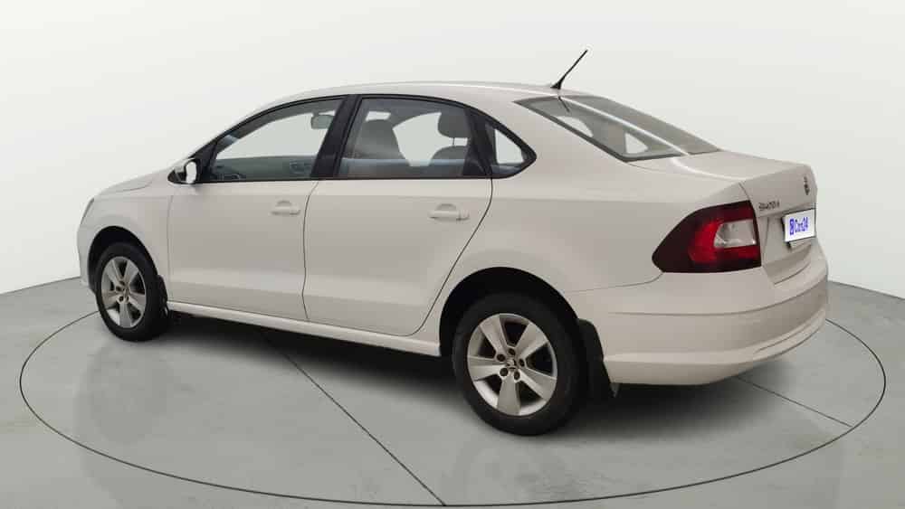 2017 Skoda Rapid 2021-2022 AMBITION 1.6 MPI MT