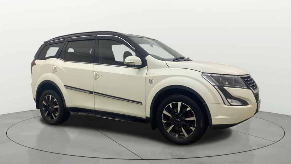 2018 Mahindra XUV500 2020-2021 W11(O)