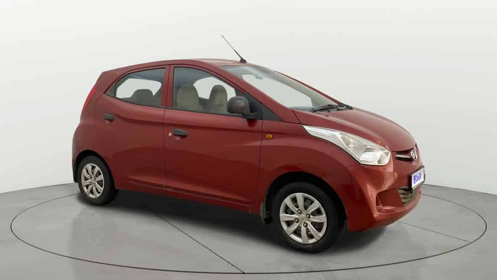 2013 Hyundai EON MAGNA +