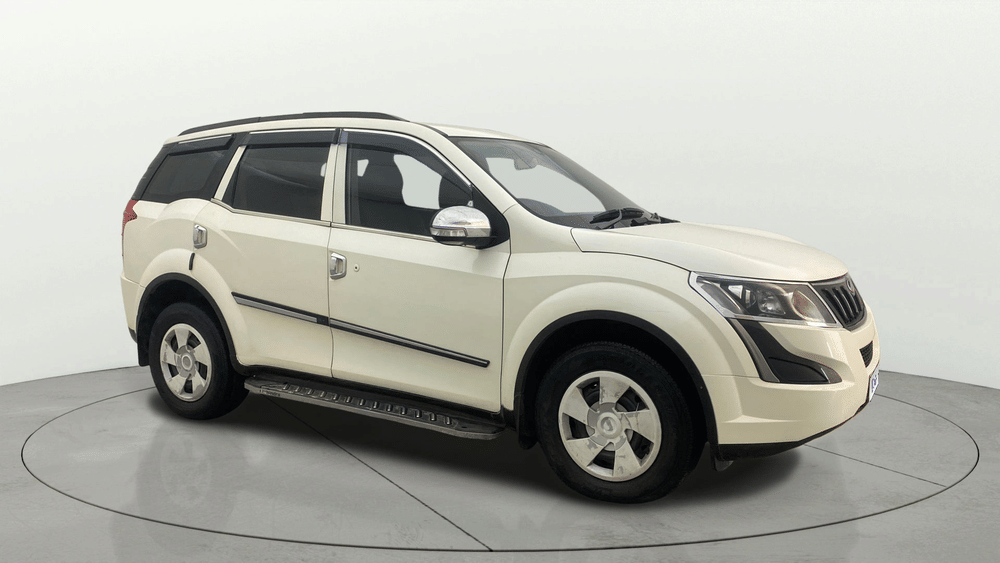 2017 Mahindra XUV500 2020-2021 W6 AT