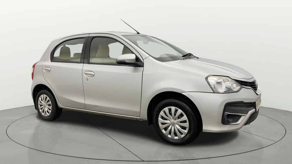 2017 Toyota Etios Liva 2011 -2012 V