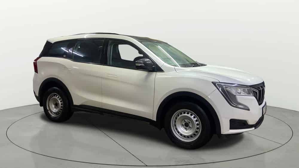 2023 Mahindra XUV700 MX P MT 5 STR