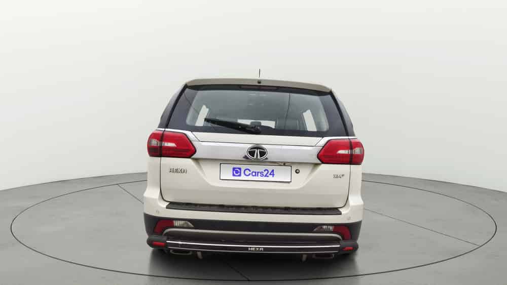 2019 Tata HEXA XM PLUS 4X2 7 STR