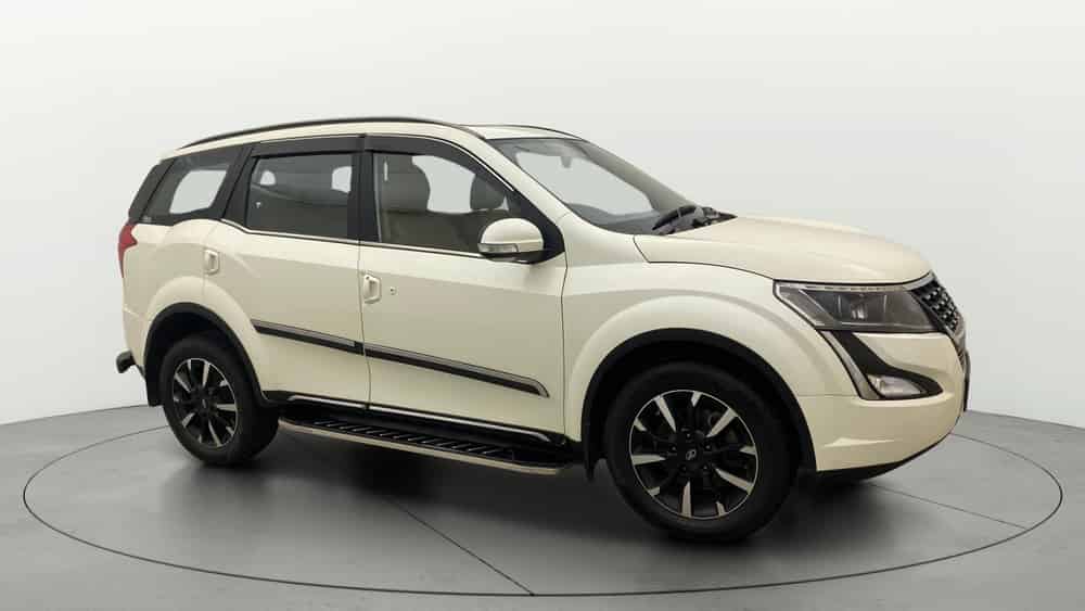 2021 Mahindra XUV500 2020-2021 W11