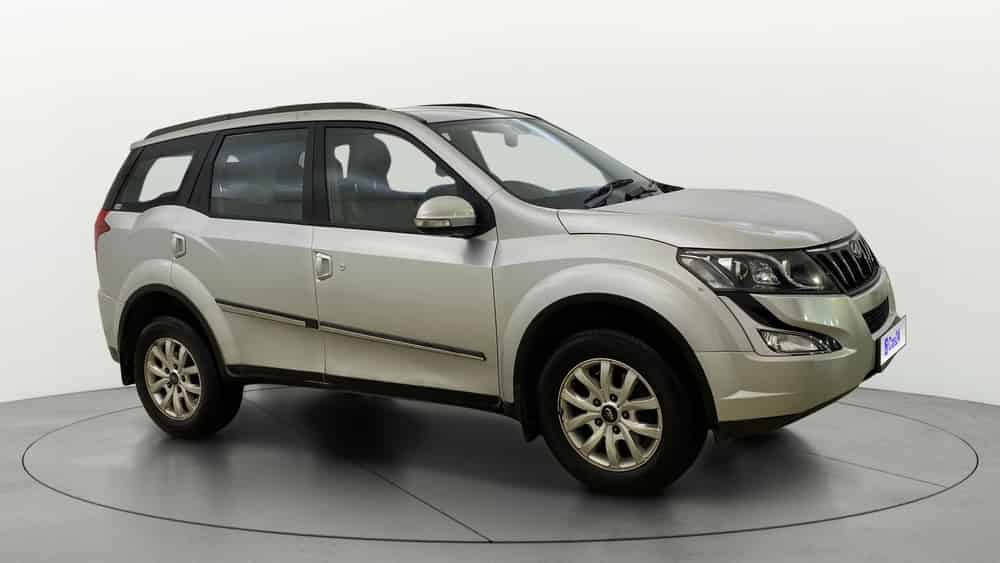 2017 Mahindra XUV500 2020-2021 W8 AT