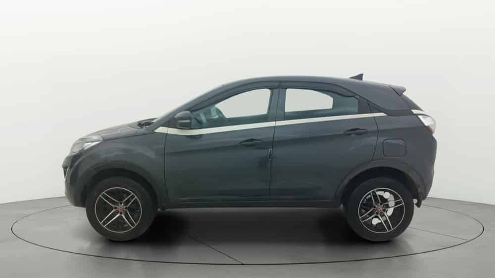 2018 Tata Nexon XM PETROL