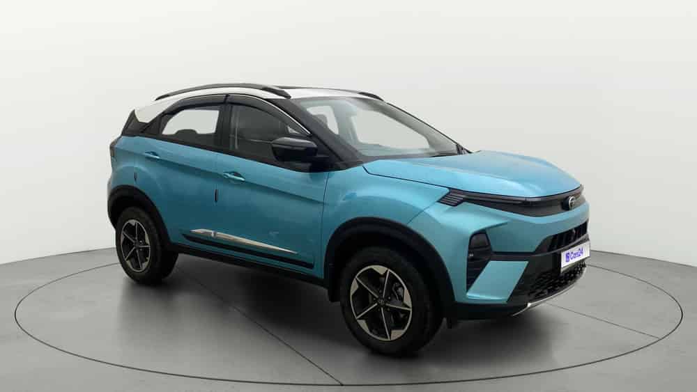 2025 Tata Nexon FEARLESS + SUNROOF DUAL TONE 1.2 PETROL