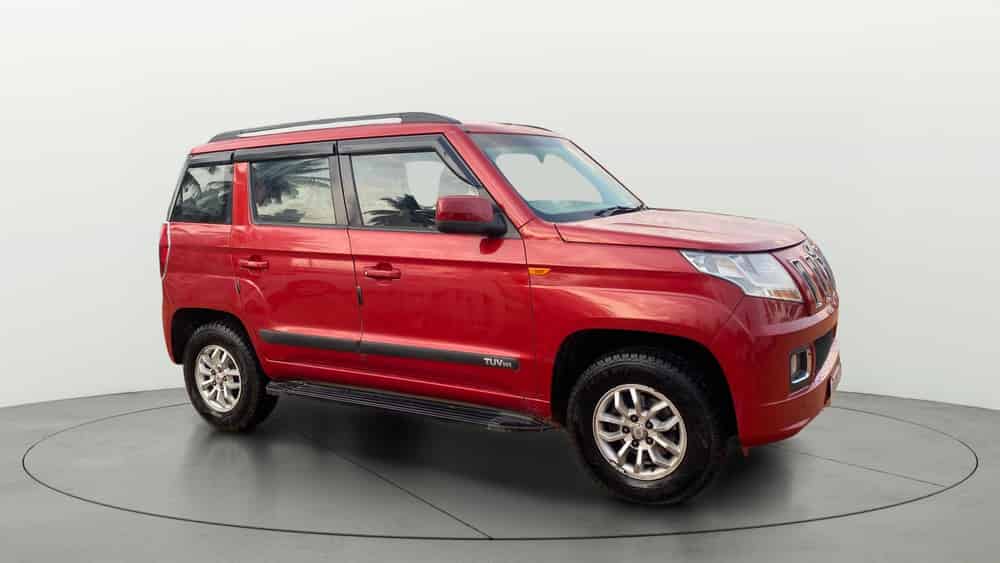 2016 Mahindra TUV300 T8