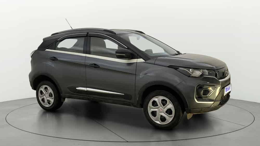 2022 Tata Nexon XMA SUNROOF PETROL