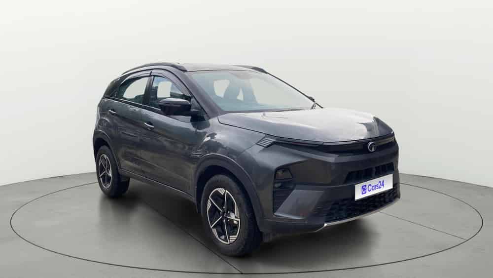 2024 Tata Nexon FEARLESS + SUNROOF DCA DUAL TONE 1.2 PETROL