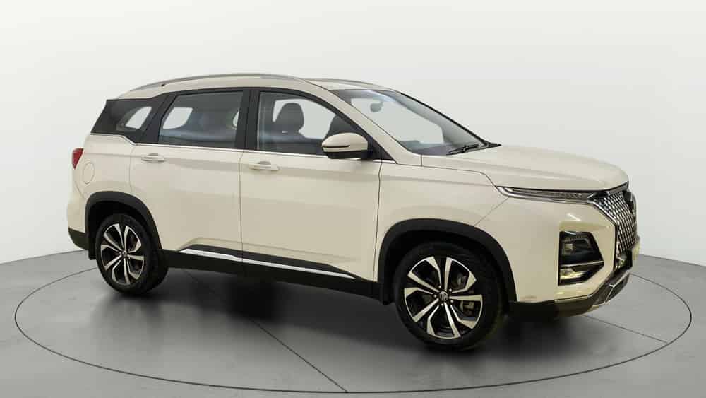 2024 MG Hector Plus 2023-2025 Sharp Pro Blackstorm 2.0 Turbo Diesel 7 STR