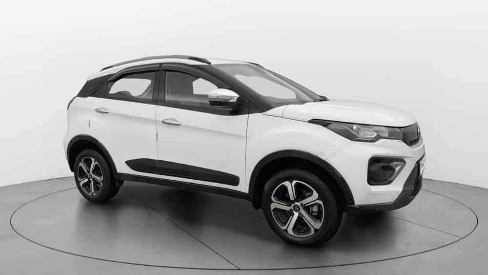 2023 Tata Nexon XMA PLUS SUNROOF PETROL