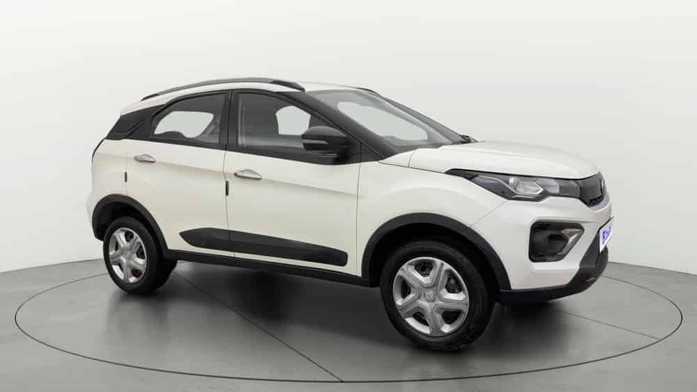 2023 Tata Nexon XMA PLUS SUNROOF PETROL