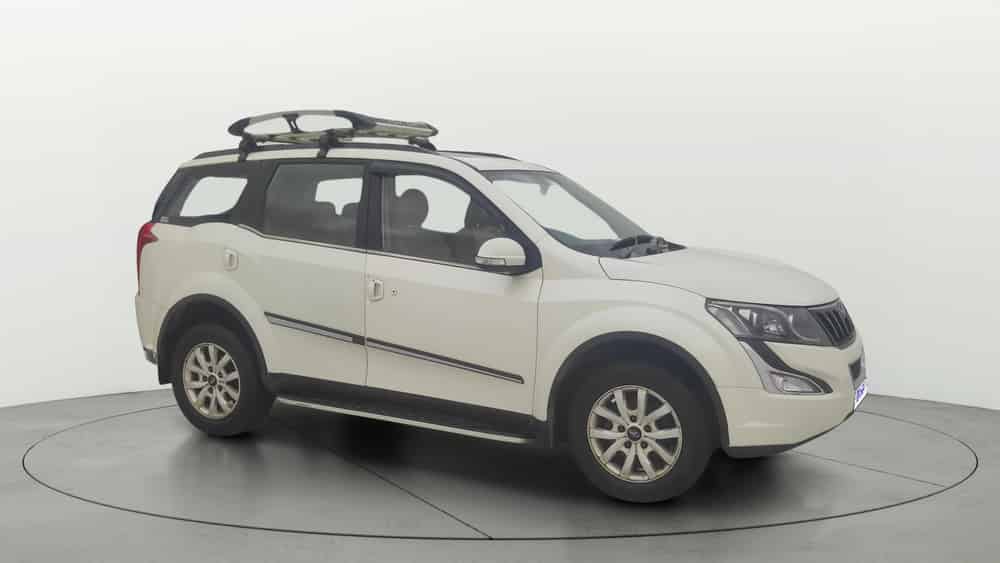 2017 Mahindra XUV500 2020-2021 W10 AT