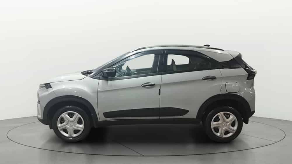 2024 Tata Nexon PURE 1.5 DIESEL