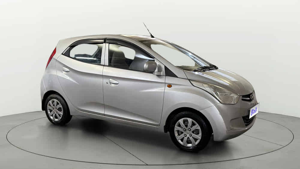 2016 Hyundai EON MAGNA +
