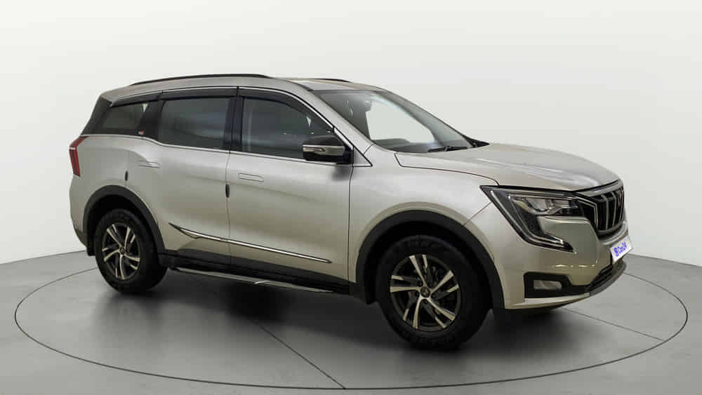 2022 Mahindra XUV700 2021-2026 AX 5 P AT 5 STR