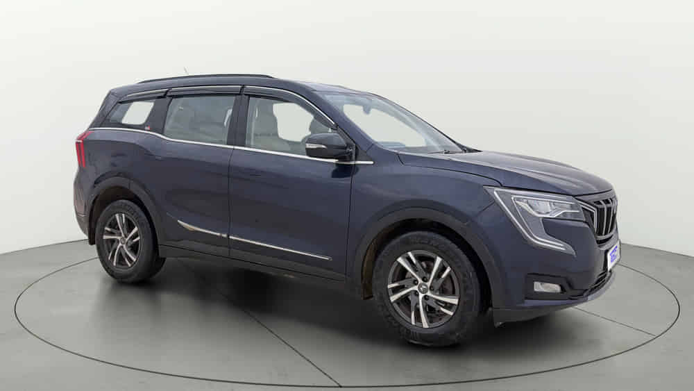 2022 Mahindra XUV700 2021-2026 AX 5 P AT 5 STR