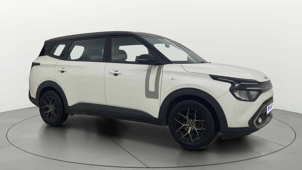 2023 KIA Carens PREMIUM 1.5 DIESEL IMT 7 STR