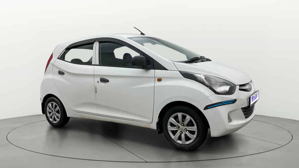 2013 Hyundai EON MAGNA +