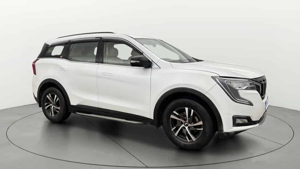 2022 Mahindra XUV700 2021-2026 AX 5 P MT 7 STR