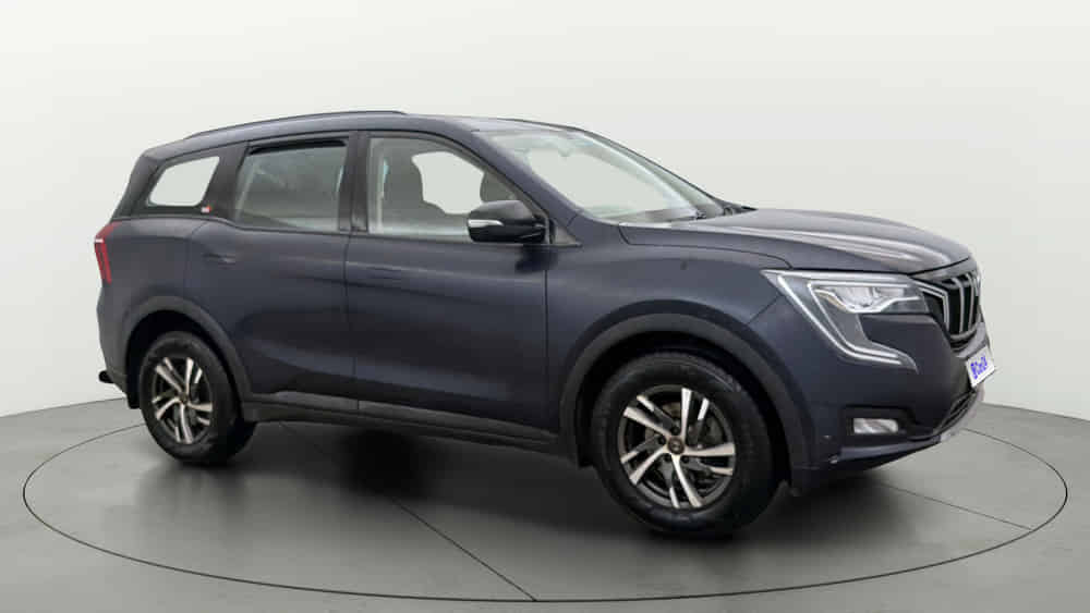 2022 Mahindra XUV700 2021-2026 AX 5 P AT 5 STR